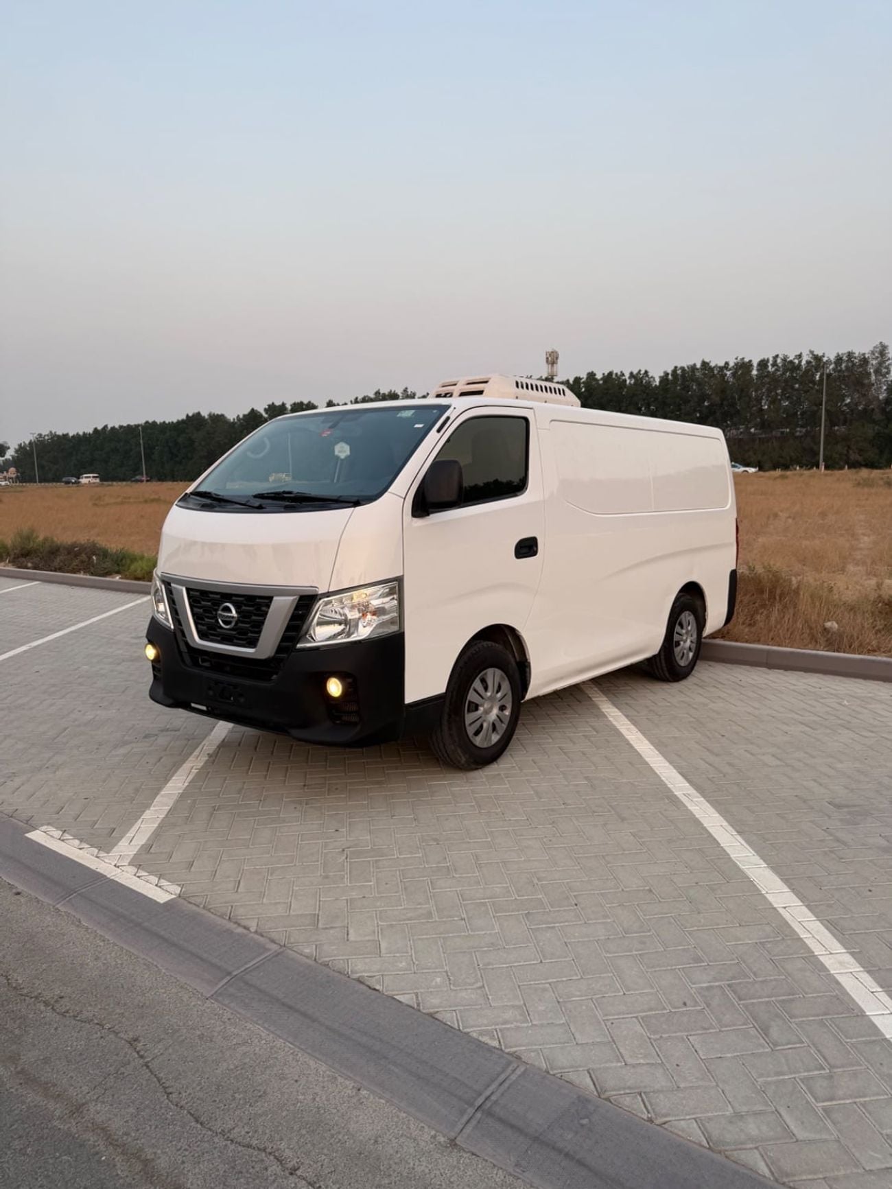 Nissan Urvan STANDARD Nissan Urvan 2021 Automatic