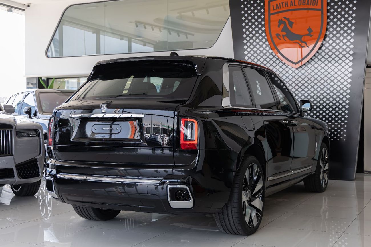 Rolls-Royce Cullinan ROLLS-ROYCE CULLINAN | SILVER BADGE | FULL OPTIONS | BESPOKE SOUND SYSTEM | EUROPEAN SPECS | 2026
