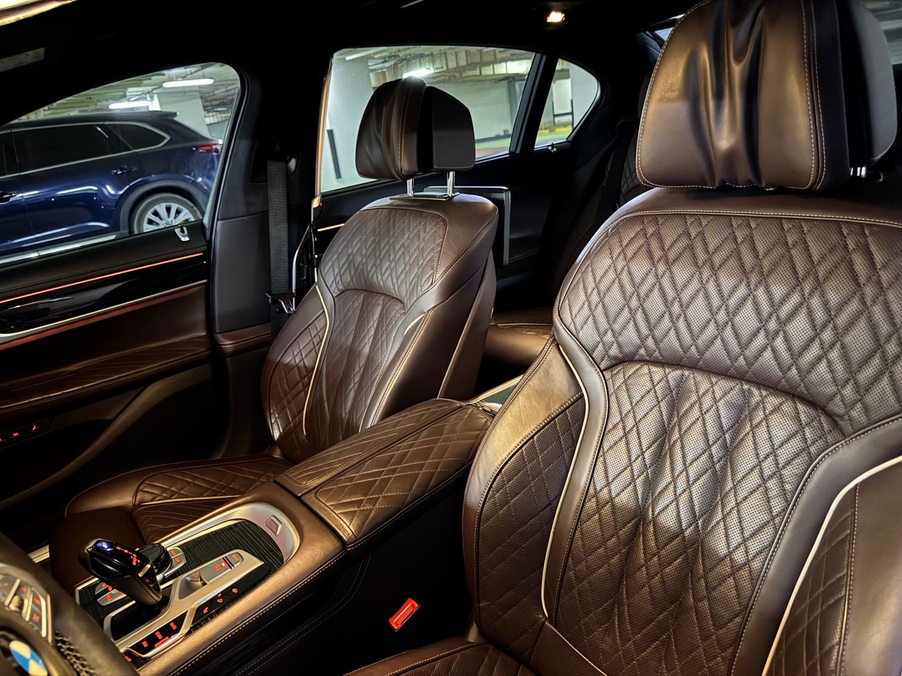 بي أم دبليو 750Li XDRIVE EXECUTIVE
