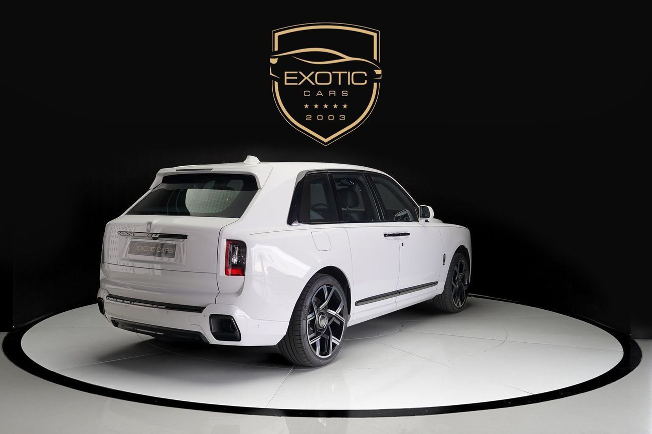 رولز رويس كولينان BLACK BADGE