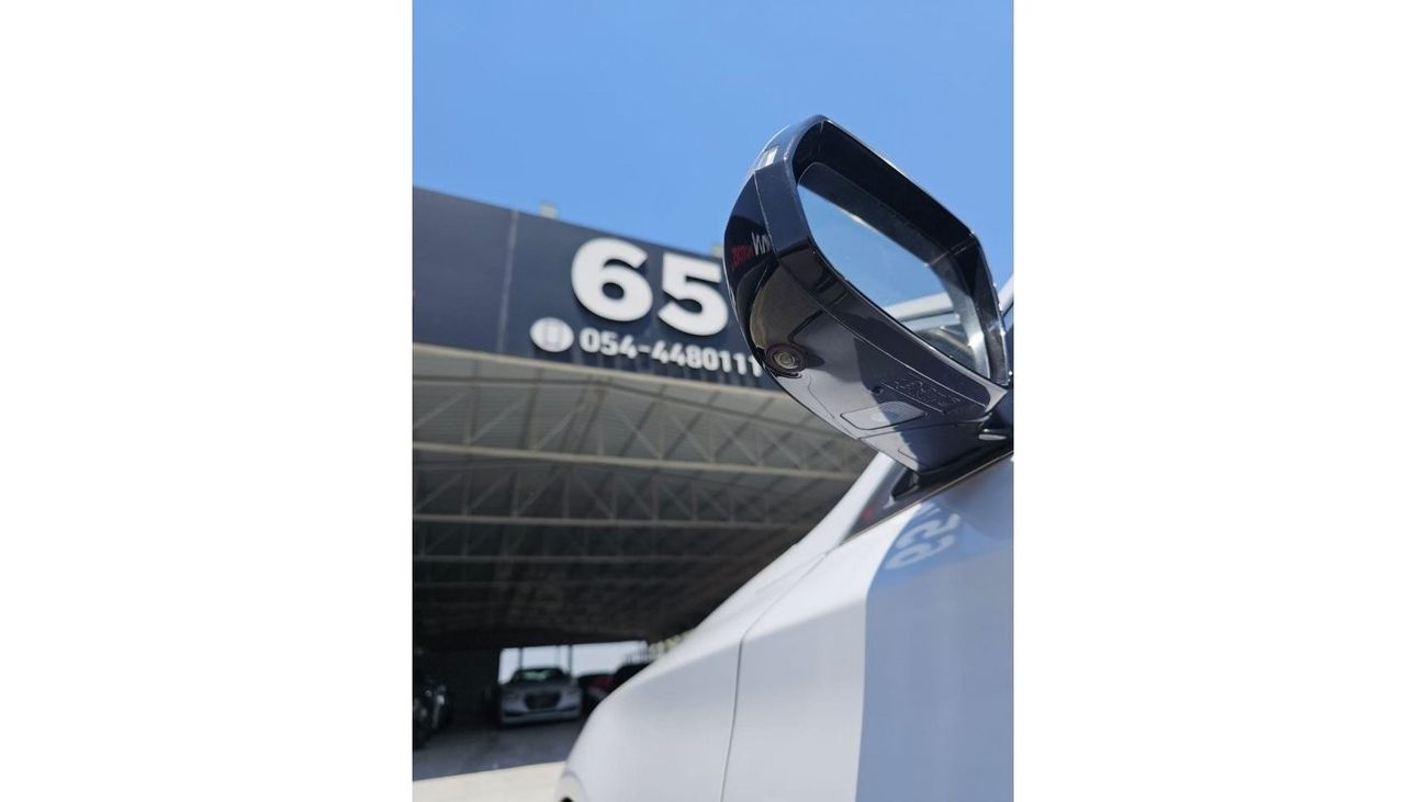 جينيسس G80 ملكي