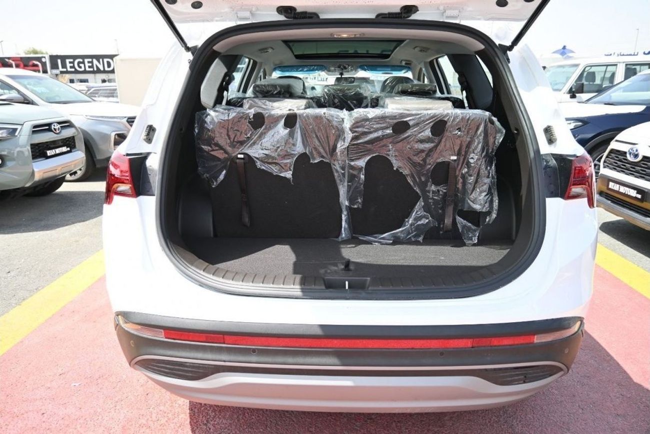 Hyundai Santa Fe Hyundai Santa Fe 2.5L Petrol, SUV, FWD, 5 Doors, Front Electric Seats, Panoramic Roof, Cruise Contro