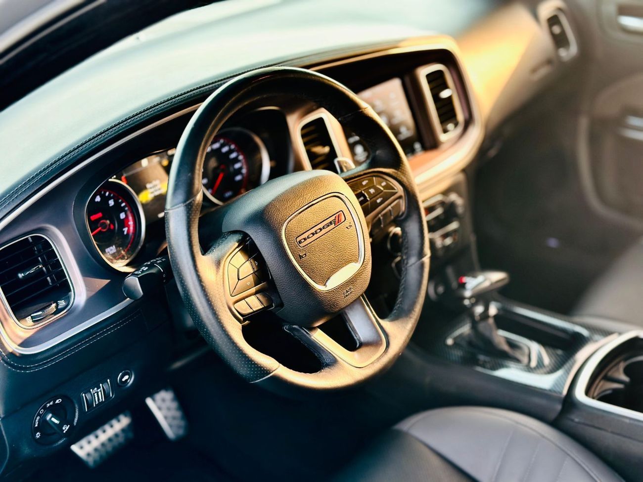 دودج تشارجر R/T Scat Pack 6.4L