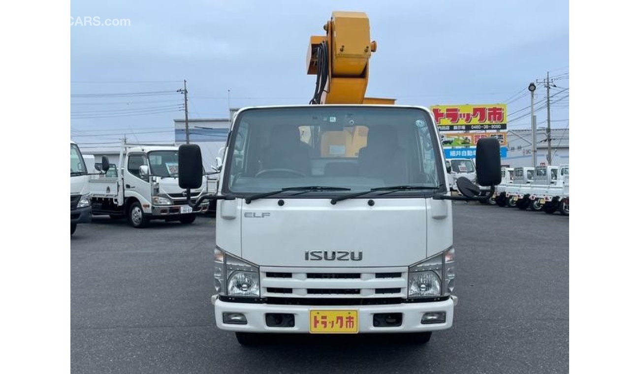 Isuzu Elf NKR85AN