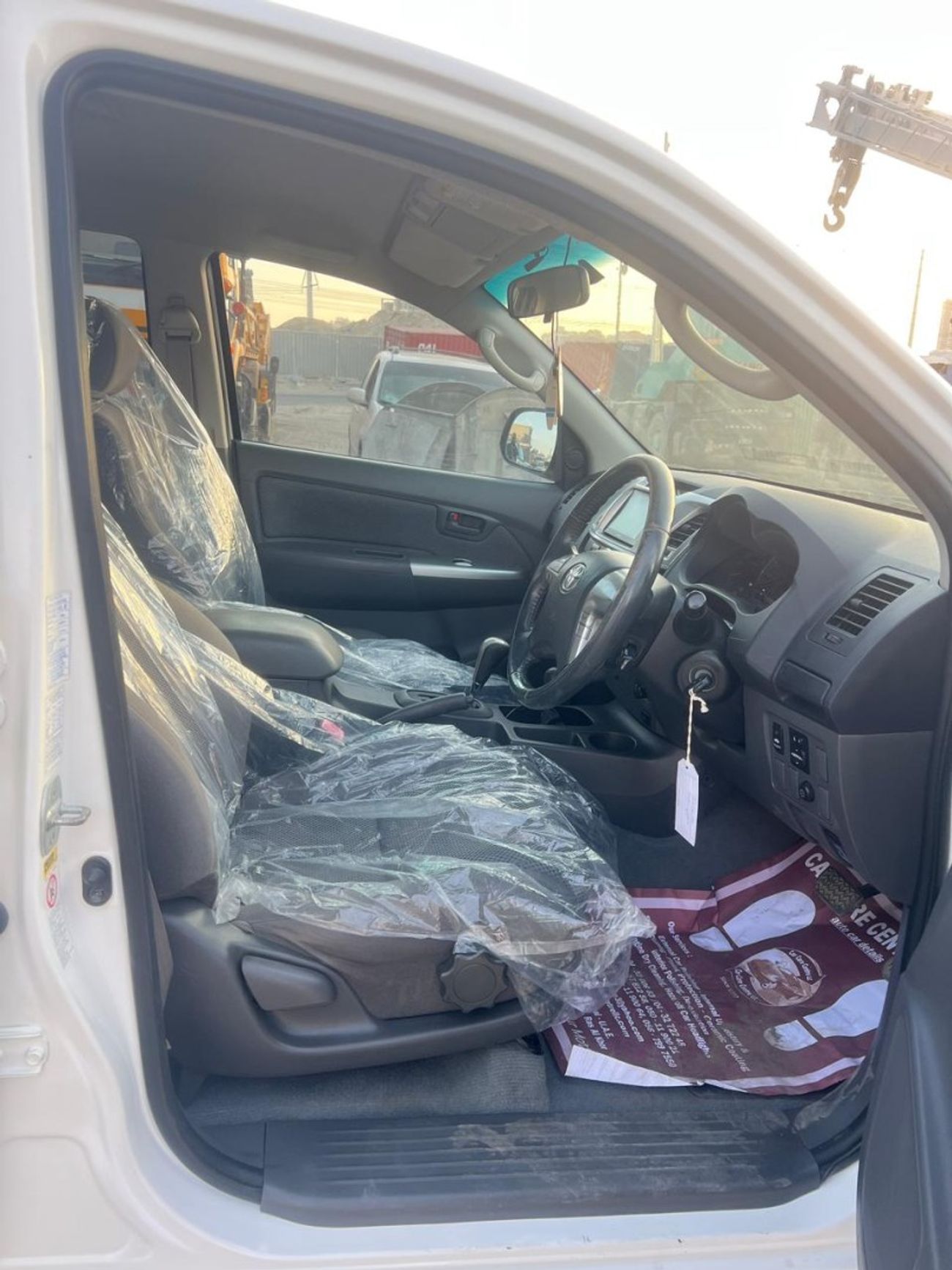 Toyota Hilux DIESEL 3,0 LITER RIGHT HAND DRIVE AUTOMATIC