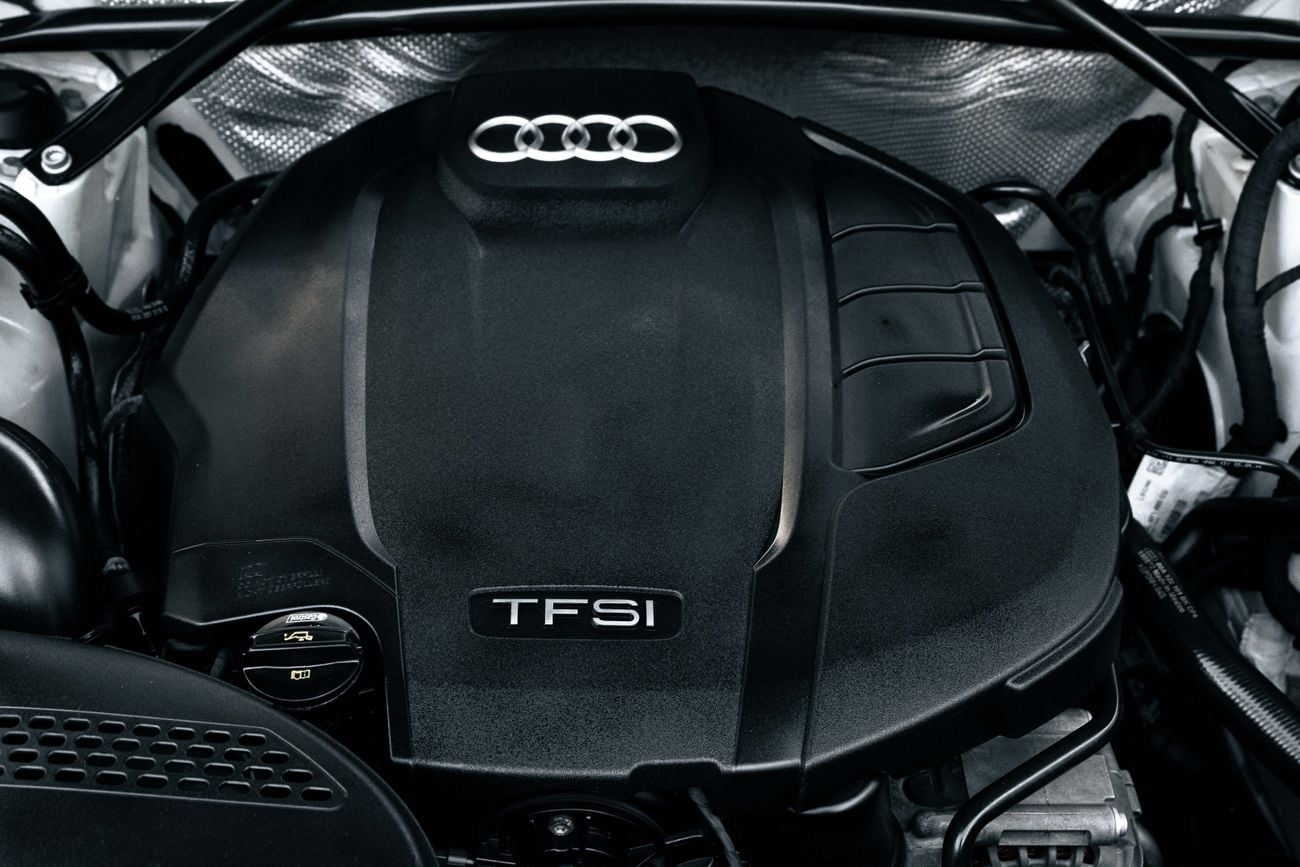 أودي Q5 Q5 S-Line 45 TFSI Quattro | 1,959 P.M | 0% Downpayment | Fantastic Condition! | Ramadan Offer!