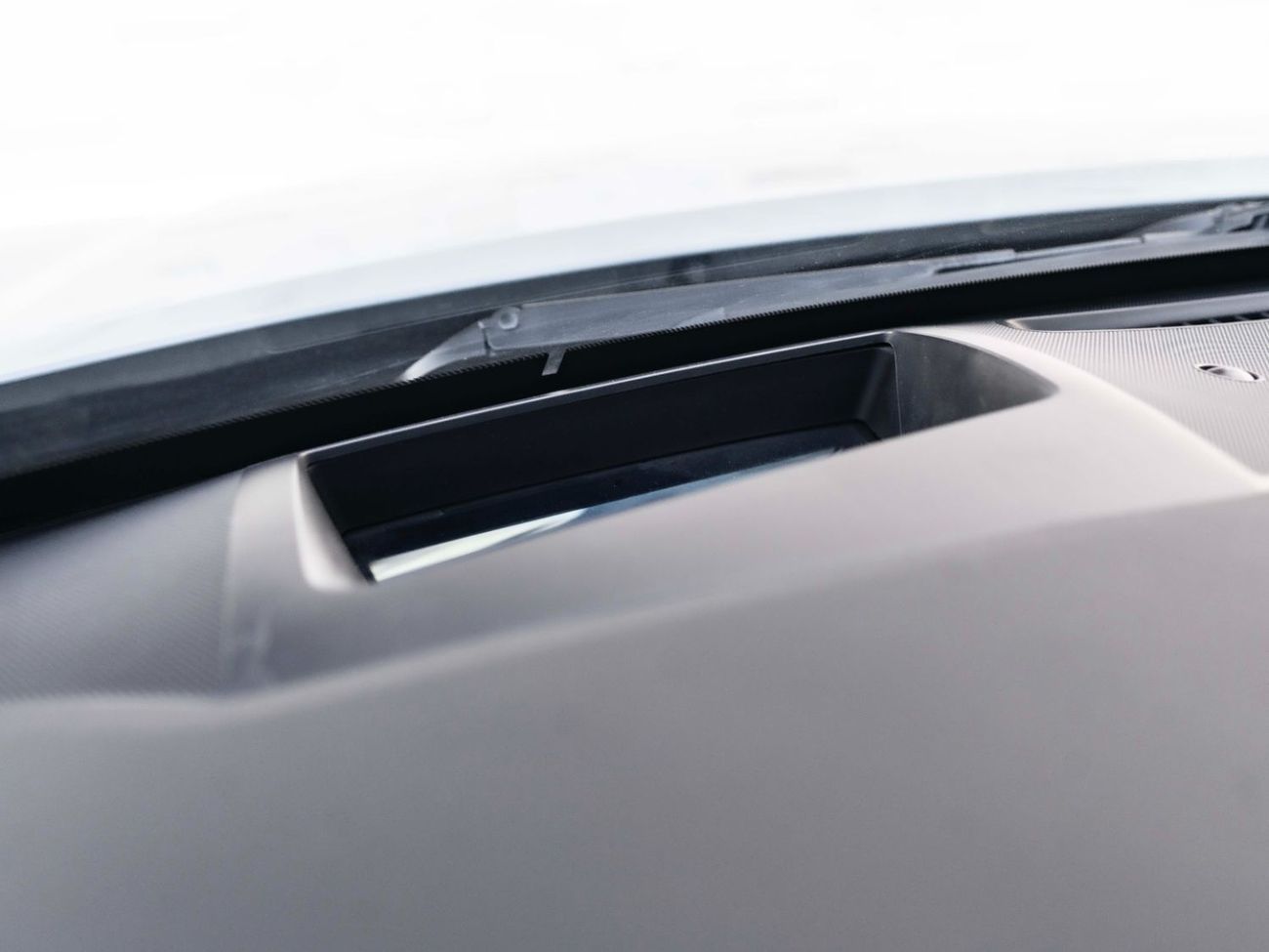 Nissan Pathfinder SL 3.5L (7 Seater)