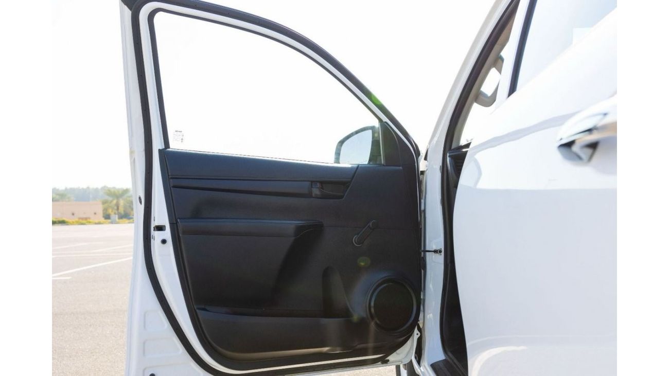 Toyota Hilux GL Double Cab 2.7L 4WD Petrol A/T / GCC Specs / Excellent Condition / Book Now