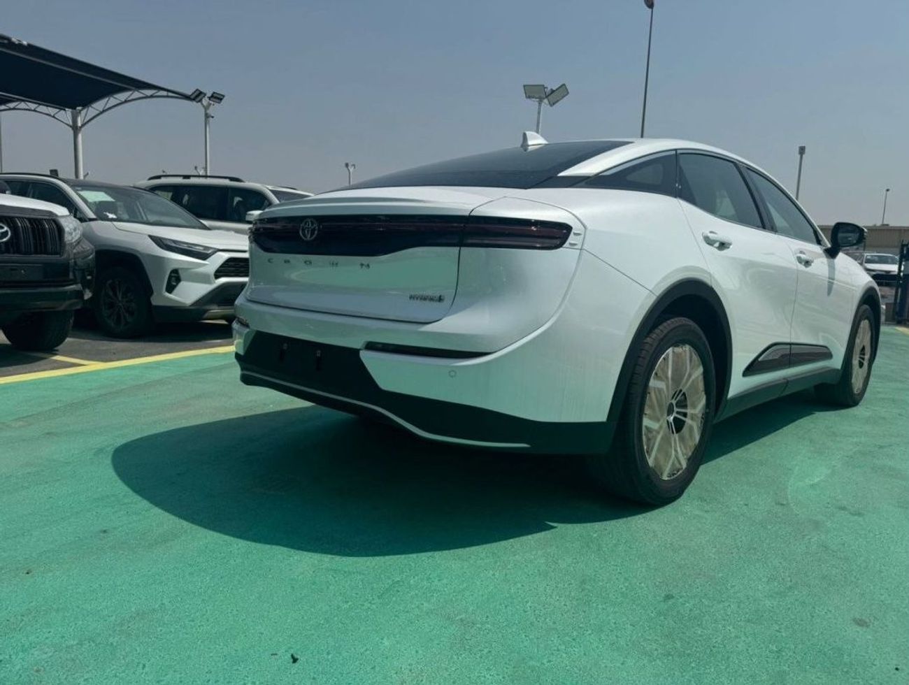 Toyota Crown Platinum