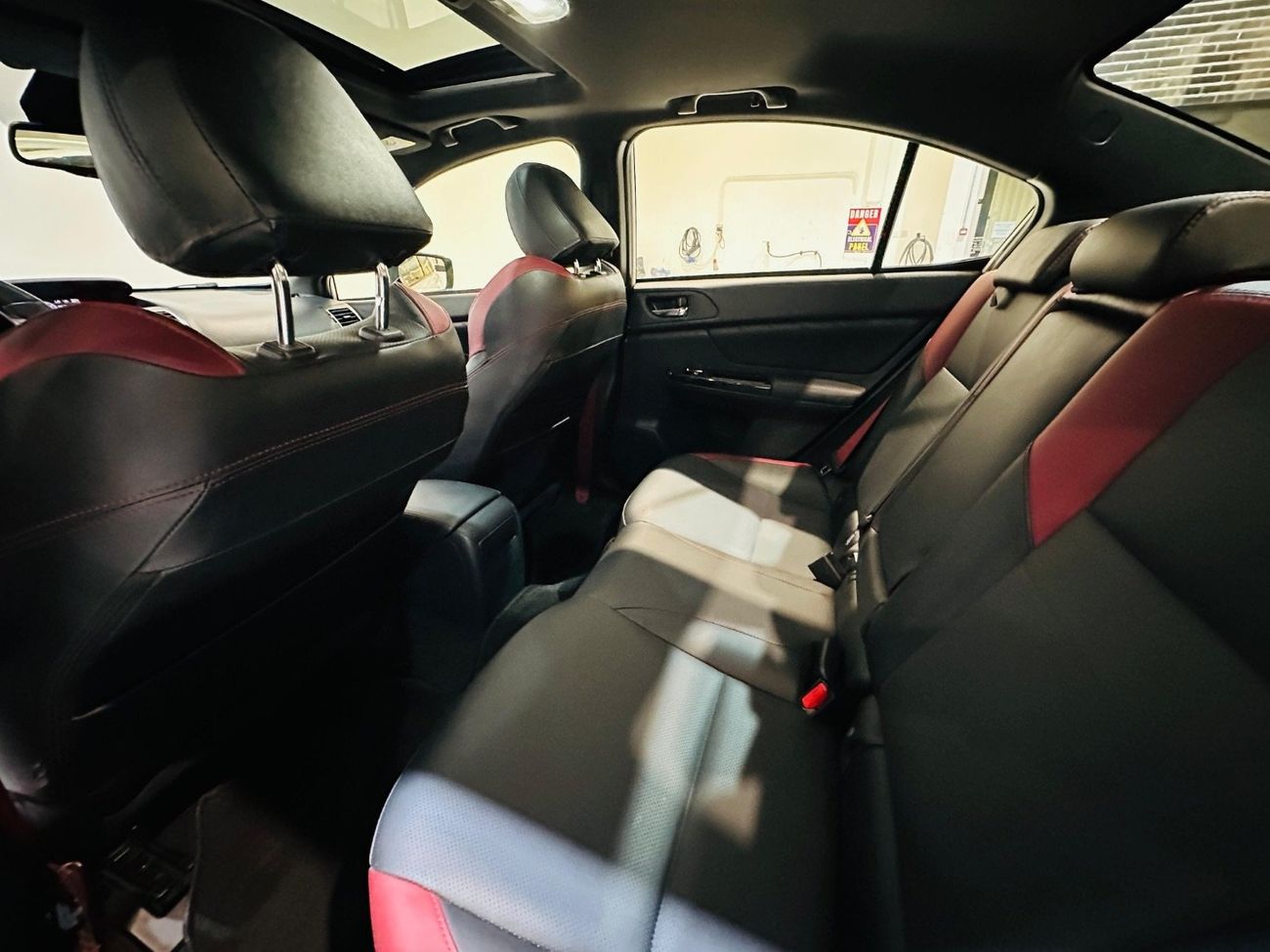 سوبارو امبريزا WRX STI