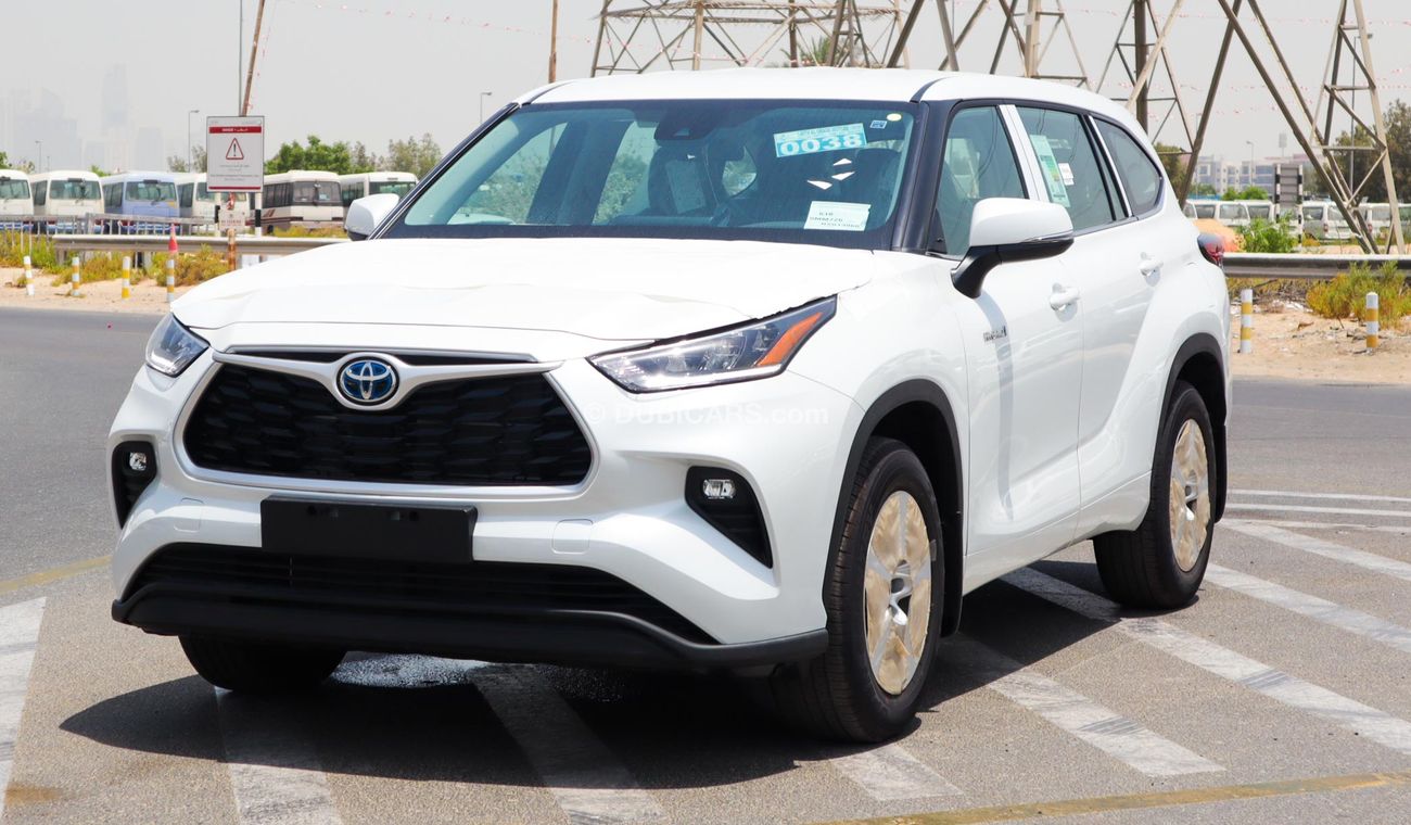 تويوتا هايلاندر LE 2.5L | 2022 | Hybrid | For Export Only