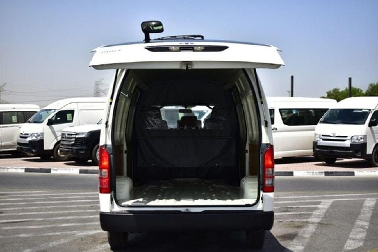 تويوتا هاياس GL toyota hiace cargo MT petrol brand new 2025