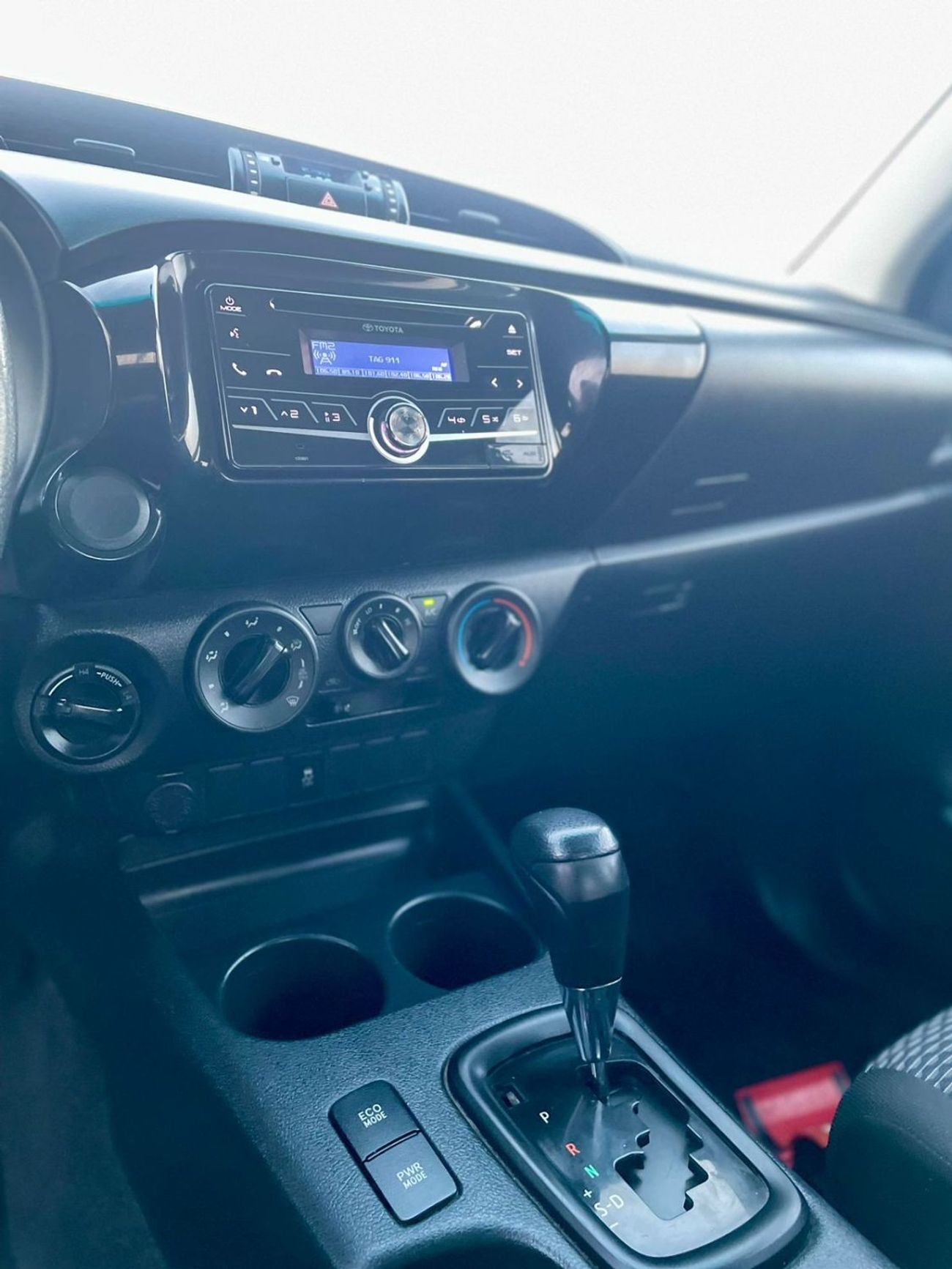 تويوتا هيلوكس 2019 Toyota Hilux GL 2.7L V4 - AWD 4x4 - Patrol Automatic - 149,000 km