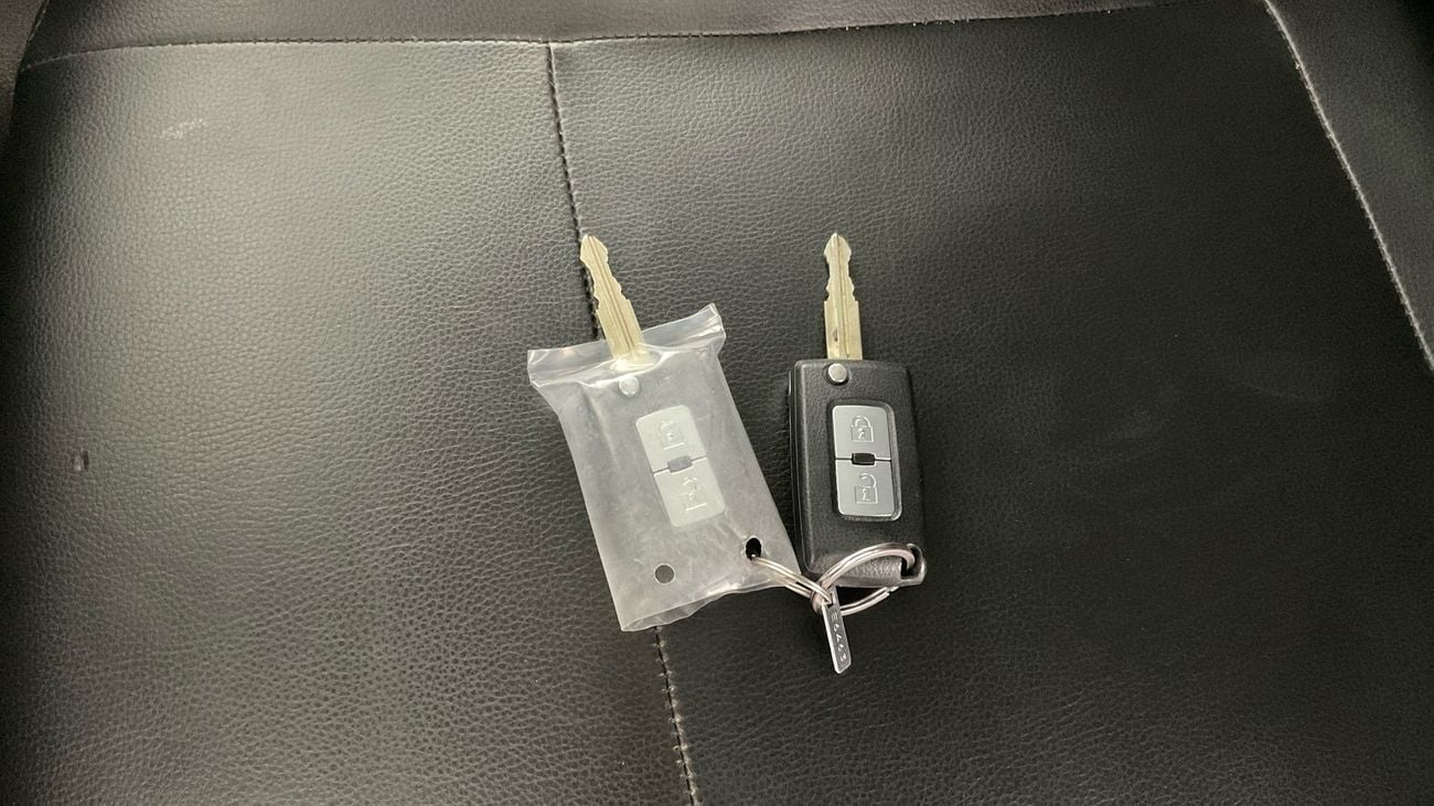 ميتسوبيشي باجيرو GLS Highline | شامل الضمان | 0 ﺪﻔﻋﺓ ﺃﻮﻟﻯ