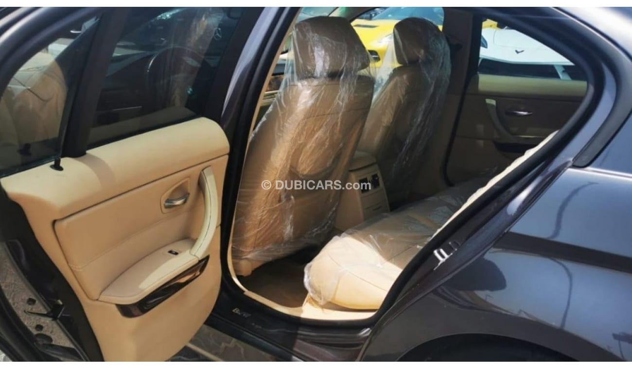 BMW 320i 328i - Full Option