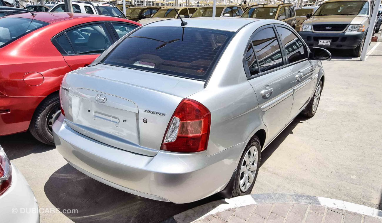 Hyundai Accent