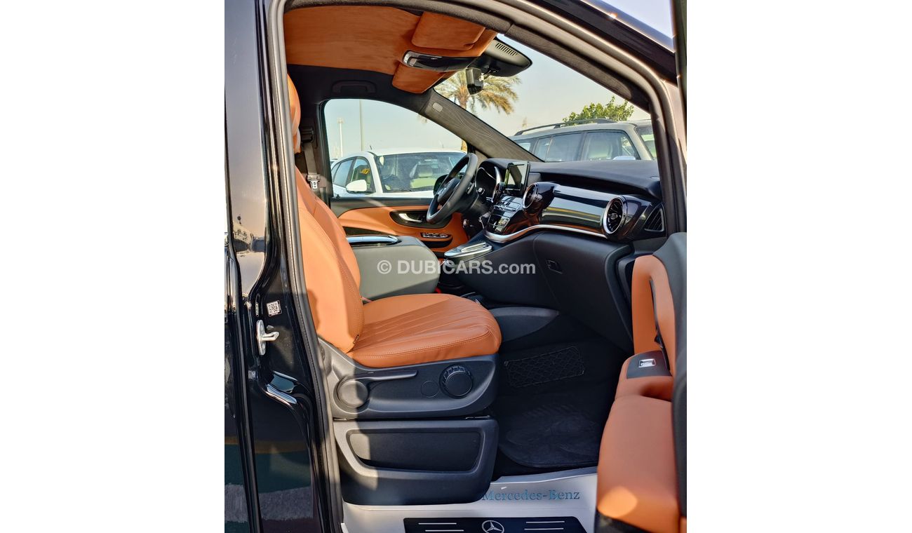 Mercedes-Benz V 250 V4, 2.0L Petrol,  VIP, Platinum, Front & Rear DVD's With Leather Seats, and Much More (CODE #VITO)