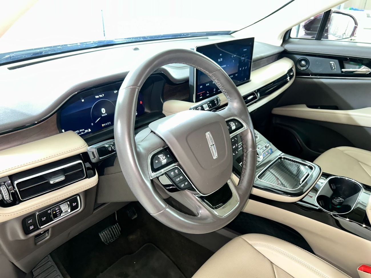 لينكولن ناوتيلوس RESERVE I 2.0L