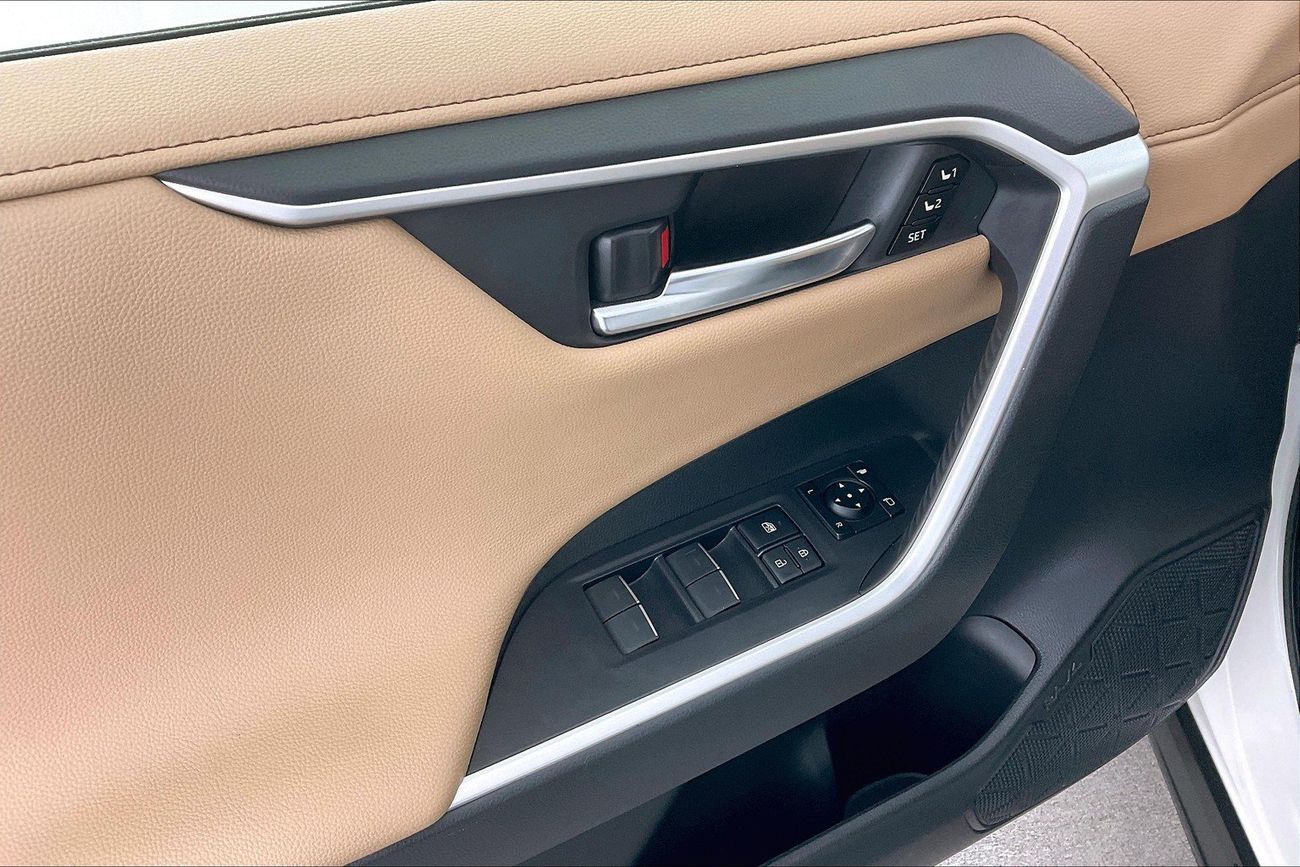 Toyota RAV4 VXR HEV | National Day Celebration | Guaranteed Warranty | 0 Down Payment