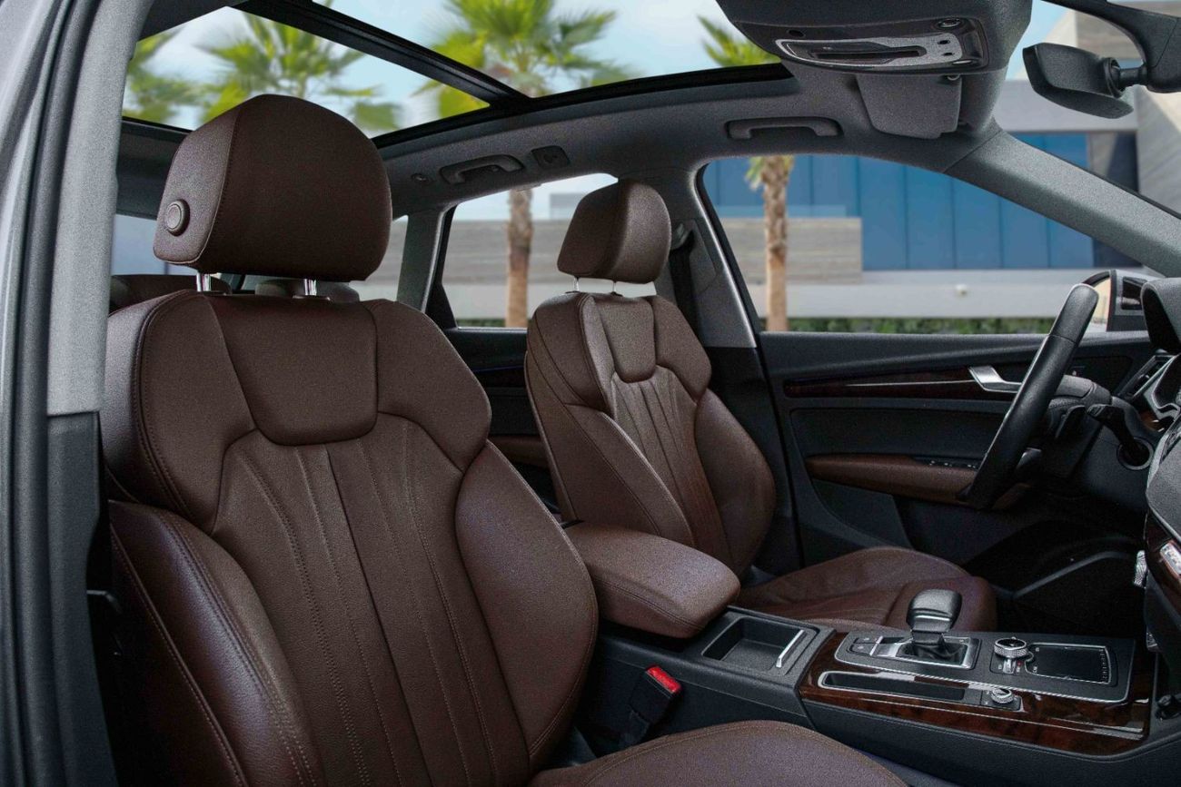 Audi Q5 45 TFSI Quattro Sport S-LINE | 2,742 P.M  | 0% Downpayment | Under Warranty!