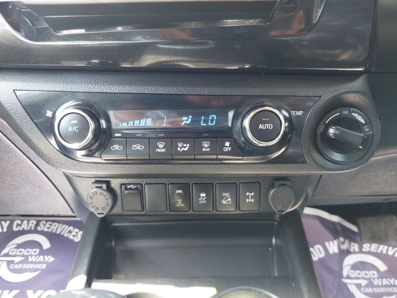 Toyota Hilux 2018 TOYOTA HILUX PICK UP SR5 ROCCO 2.8L DIESEL AUTOMATIC(PM22169)