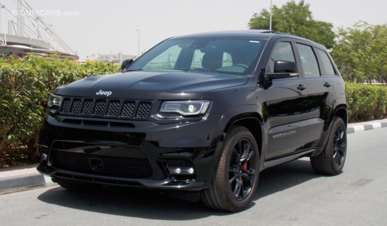 Jeep Grand Cherokee Brand New 2017 SRT 4X4 SPORT GCC CARBON FIBER  3 YEARS OR 60000 KM AT The DEALER DSS OFFER