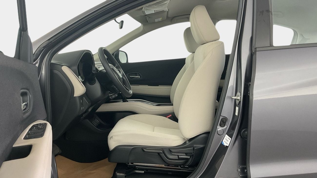 هوندا HRV 1.8 I-VTEC LX CVT | شامل الضمان | 0 ﺪﻔﻋﺓ ﺃﻮﻟﻯ