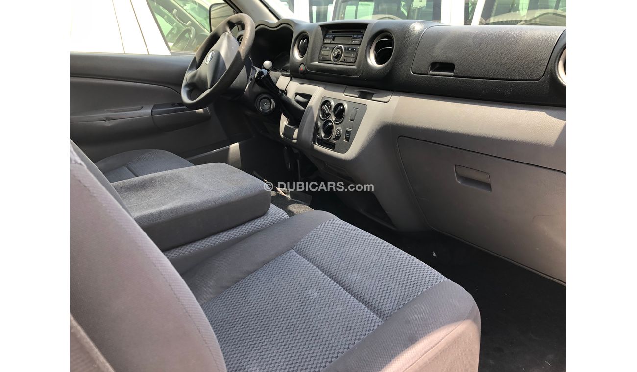 Nissan Urvan Nv350 passenger van,model:2014