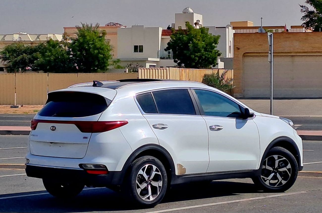 كيا سبورتيج 720-MONTHLY | GCC SPECS | 1.6L | PANORAMIC | FULL OPTION | ACCIDENT FREE