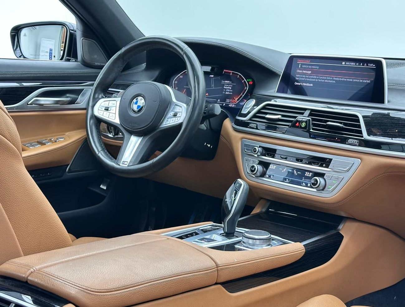 بي أم دبليو 730Li 2020 BMW 730Li M-Sport M-Kit, 1 Year Unlimited Km Warranty, Sep/2027 BMW Service Contract, BMW Full 