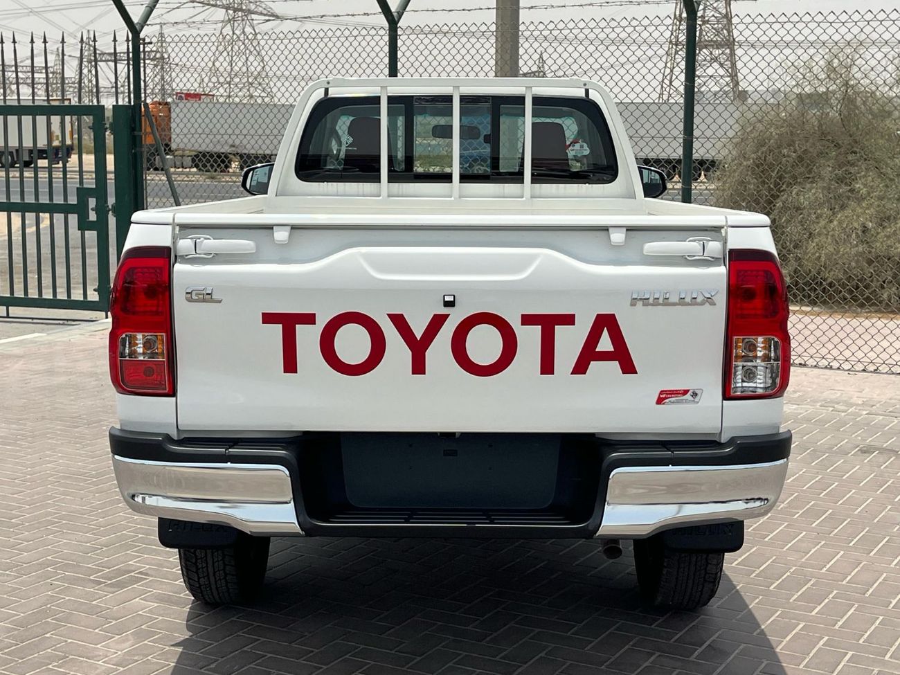 تويوتا هيلوكس GLX 2.7L Single Cab Utility RWD