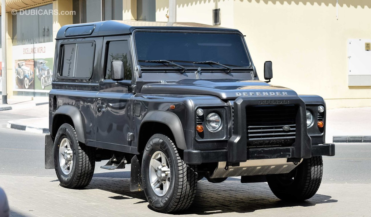 Land Rover Defender