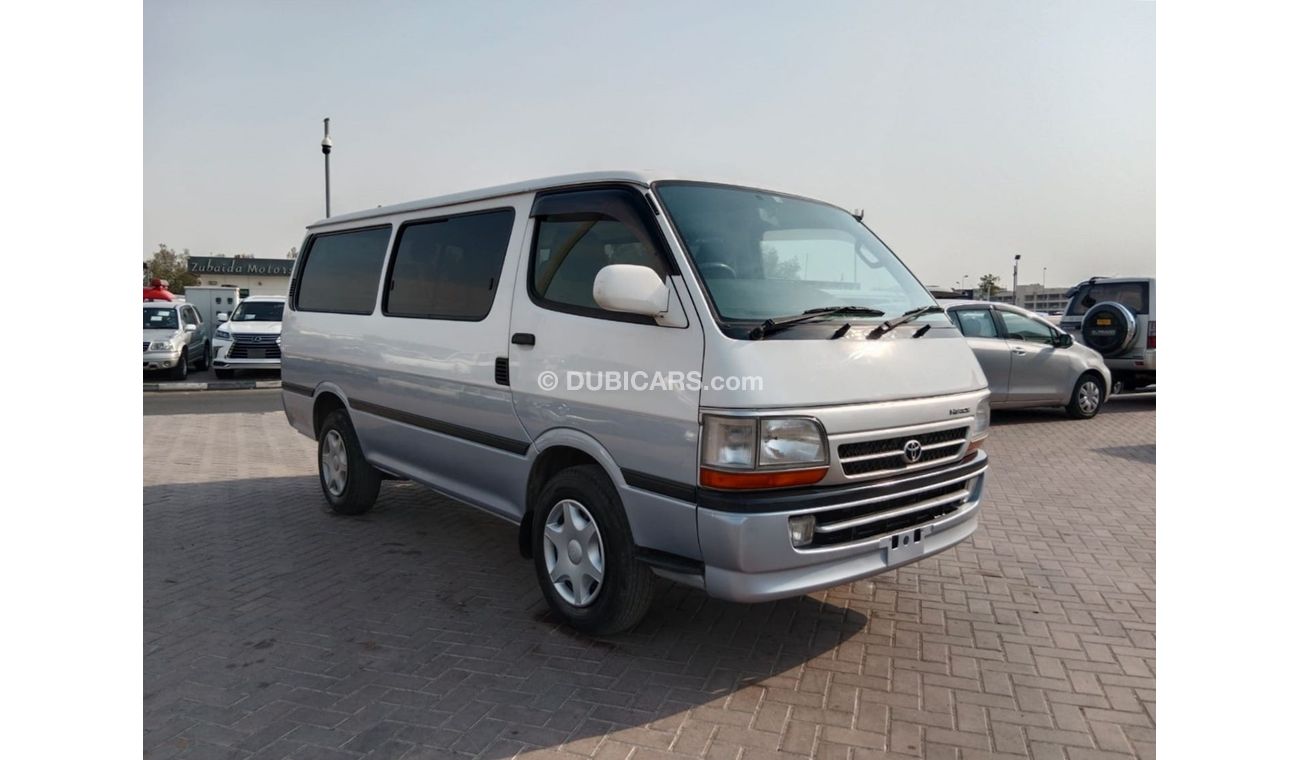 Toyota Hiace TOYOTA HIACE VAN RIGHT HAND DRIVE (PM1602)