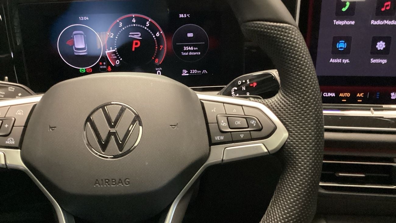 Volkswagen Tiguan R-LINE | Guaranteed Warranty | 0 Down Payment