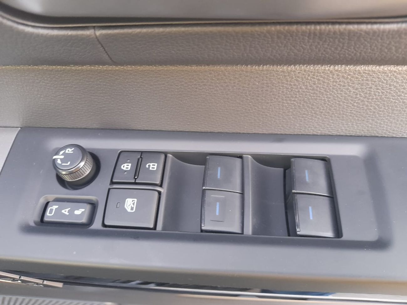 تويوتا تاندرا RHD PETROL 3.5L HYBRID LIMITED EDITION