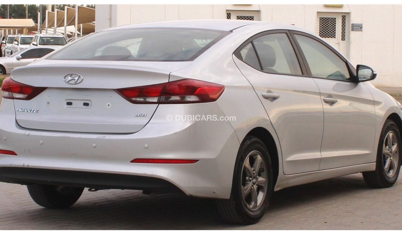 هيونداي افانتي هيونداي افانتي 2018  بحالة  ممتازة وارد كوريا أوراق جمارك بدون حوادث