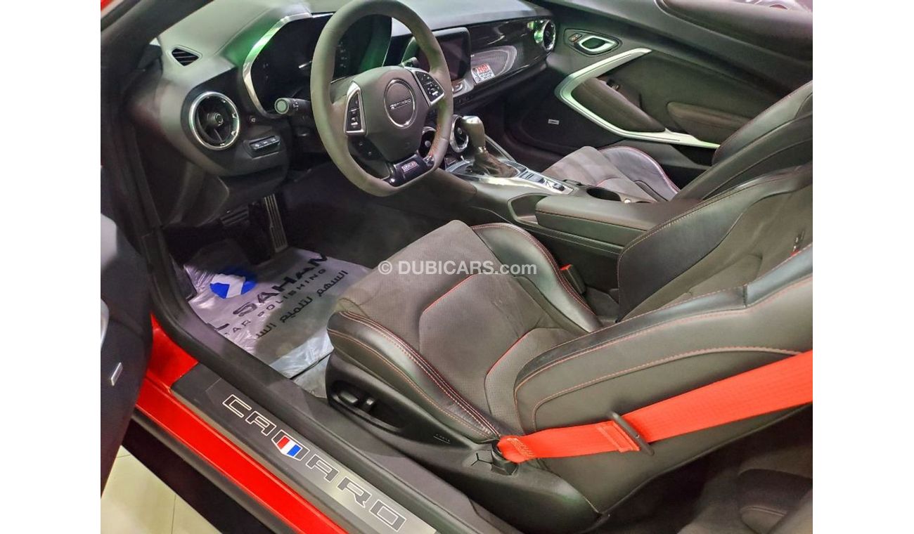 شيفروليه كامارو ZL1 V8 SUPERCHARGED 650HP - GCC - 2018 - UNDER WARRANTY - (2,790 AED PER MONTH)
