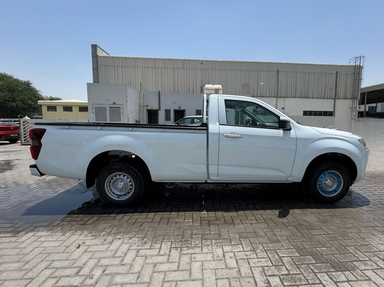 Isuzu DMax Single Cabin 4X2 (2Doors) 1.9L _THAILAND