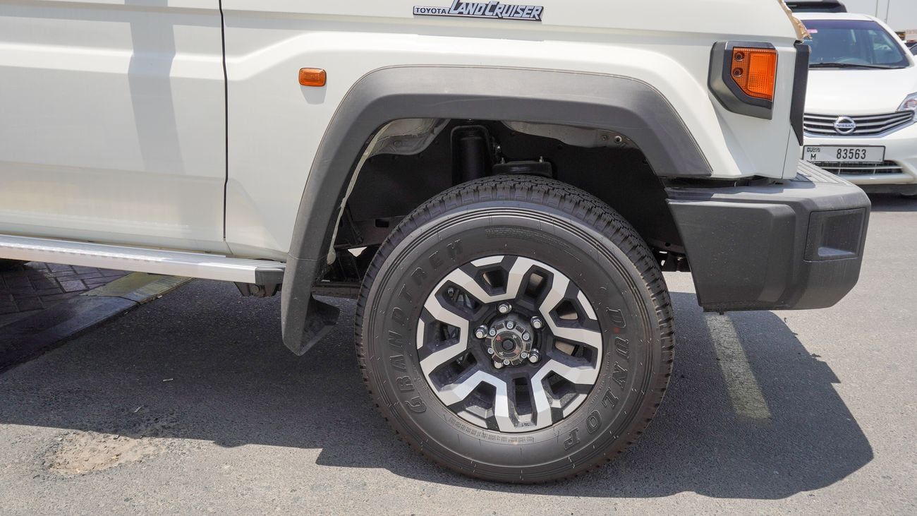 Toyota Land Cruiser 70 4.0L V6