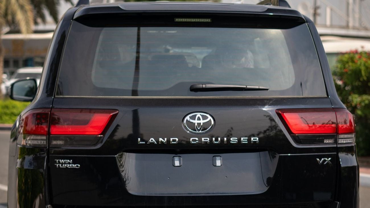 Toyota Land Cruiser LC300 VX V6 3.5L Petrol Twin-Turbo 2025YM Full Option