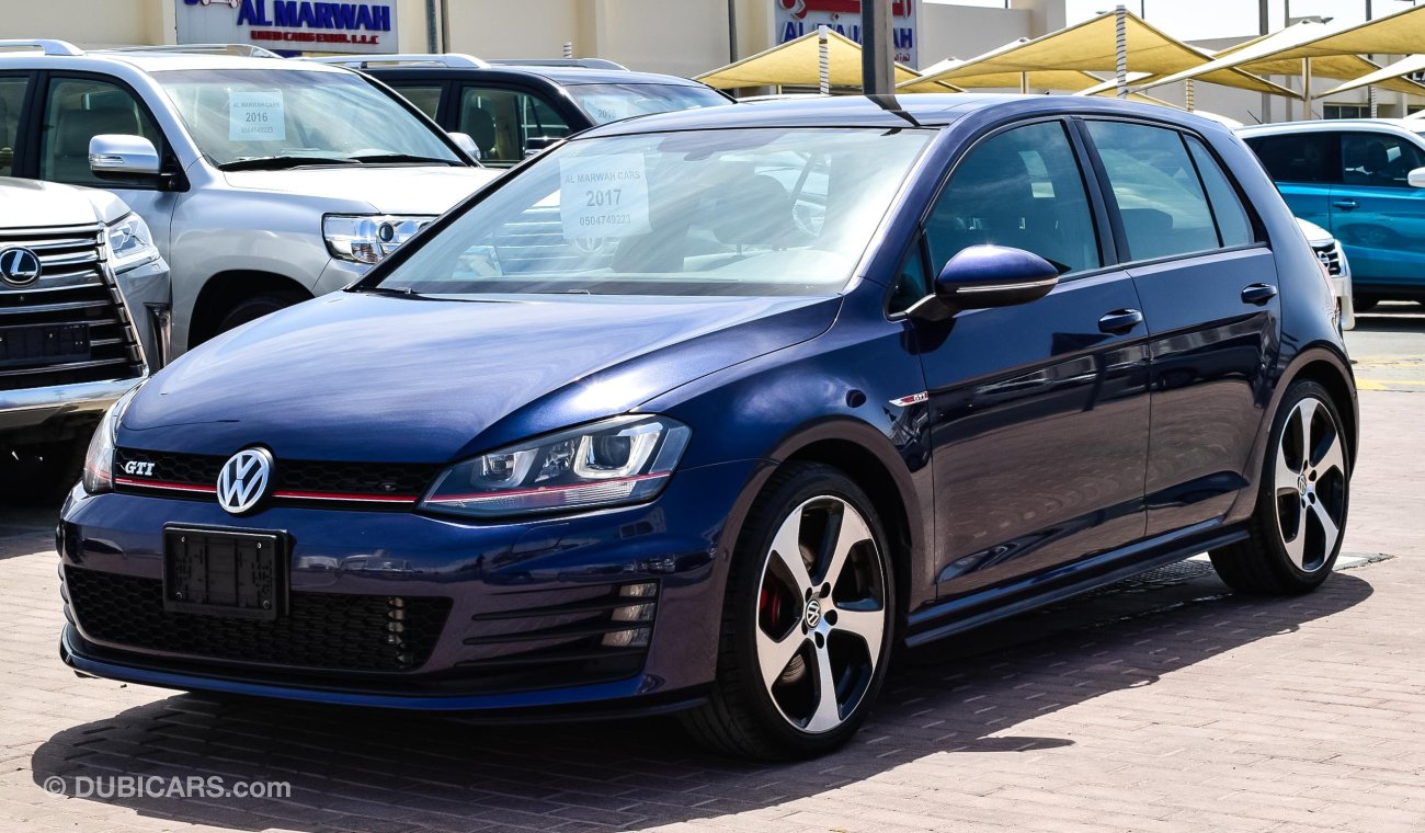 فولكس واجن جولف GTI