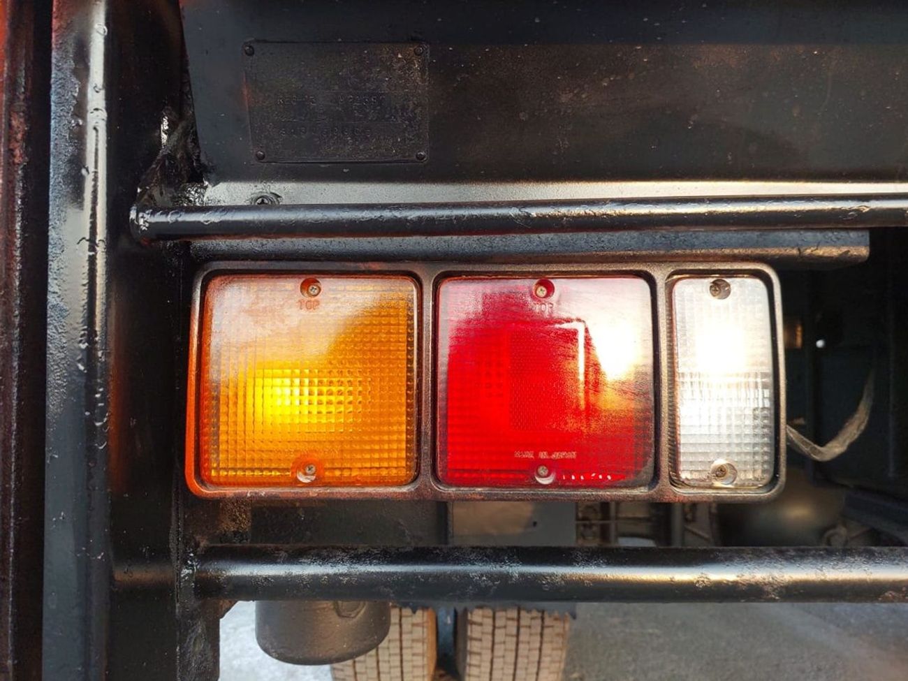 Mitsubishi Fuso Canter MITSUBISHI CANTER TRUCK RHD 1996 MODEL 4.5 L DIESEL MANUAL(PM20041)