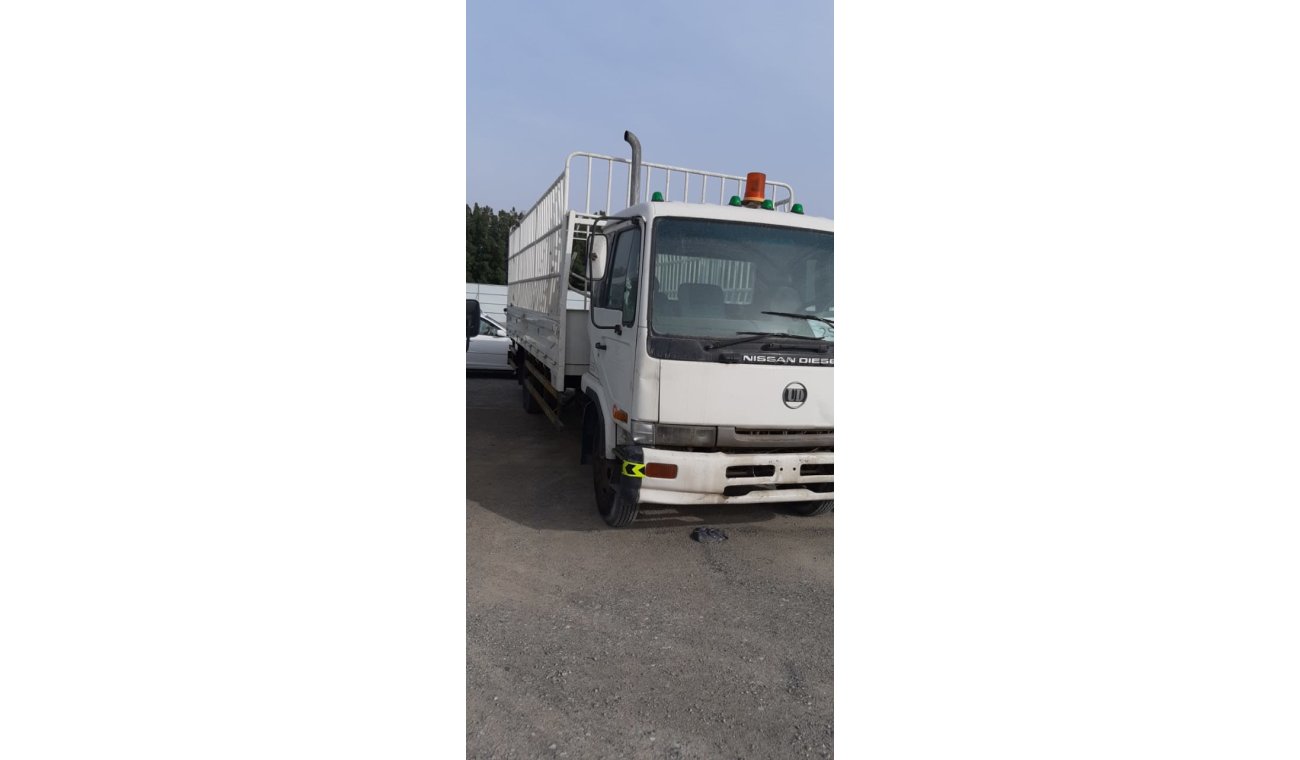 Nissan United Diesel Nissan UD 7 ton truck,Model:1998