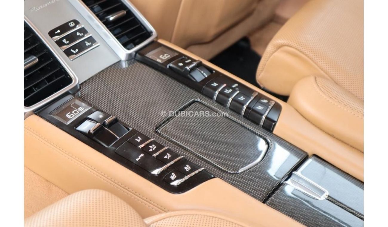 بورش باناميرا GCC ( CARBON FIBER)FULL SERVICE HISTORY ORGINAL PAINT VERY CLEAN