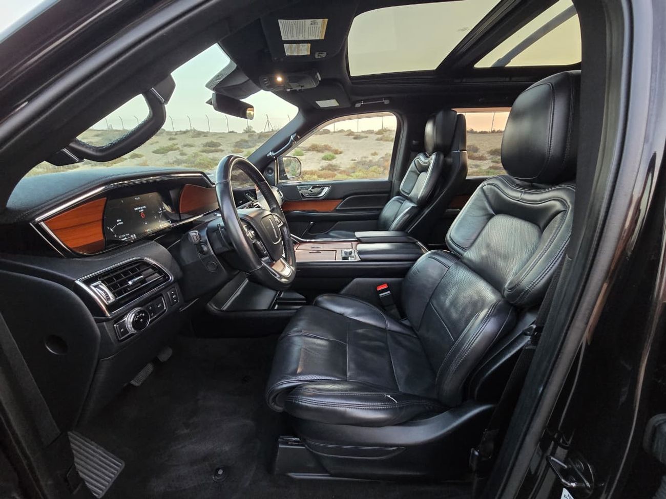 Lincoln Navigator Presidential 3.5L LINCOLN NAVIGATOR 2020 FULL OPITION // GOOD CONDITION INSIDE OUT SIDE