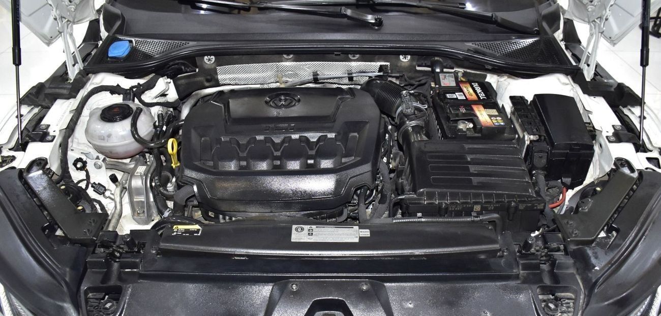 فولكس واجن ارتيون EXCELLENT DEAL for our Volkswagen Arteon ( 2018 Model ) in White Color GCC Specs