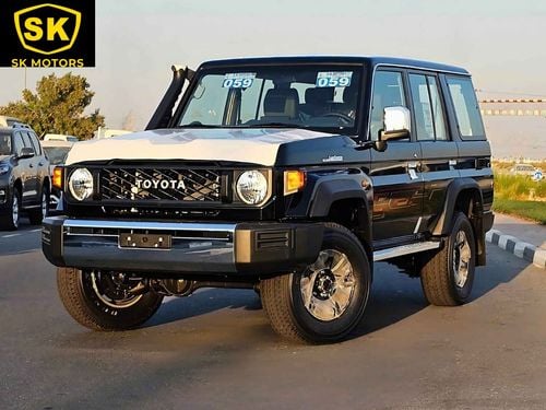 Toyota Land Cruiser 70 STD-HIGH OPTION, 4.0L PETROL V6, M/T, WOOD,STEERING / WINCH SNORKEL (CODE # 68079)