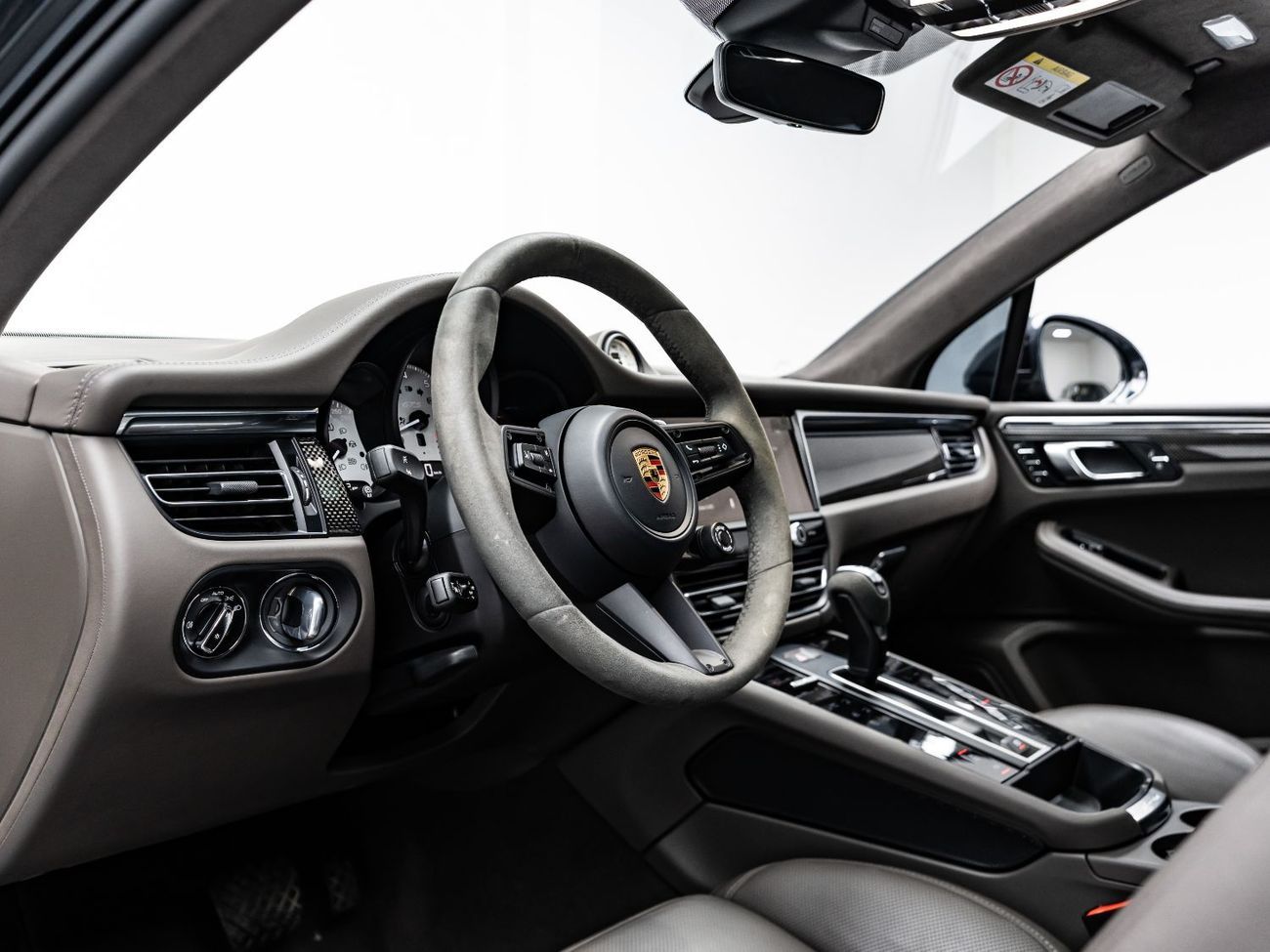 Porsche Macan 2024 Porsche Macan GTS, Porsche Warranty, Fully Loaded, Full Service History, Low KMs, GCC