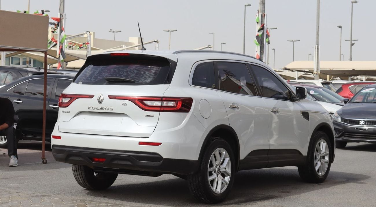 Renault Koleos 2.5L LE (4WD) - RENAULT KOLEOS - 2017 -GCC - Full option - 4WD -2.5 - Accident-free - in excellent c