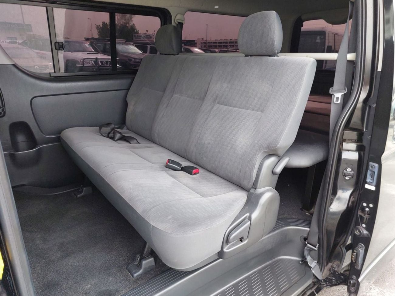 Toyota Hiace (RAMADAN OFFER) TOYOTA HIACE VAN RHD 2010 MODEL 2.0 L PETROL AUTOMATIC(PM29424)